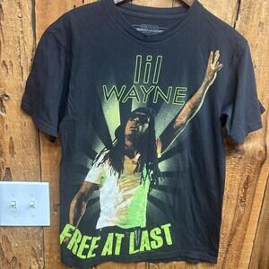 Lil Wayne “Free At Last” Rap Tee Live Nation 2010 Black Graphic Shirt Size S